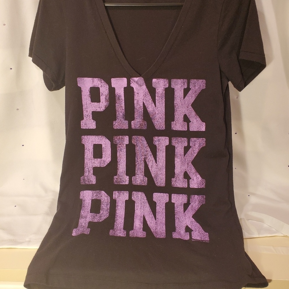 Pink Black with pink graphics Vneck Tee size S